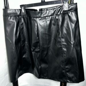 Womens Black Faux Leather Skirt Size XXL